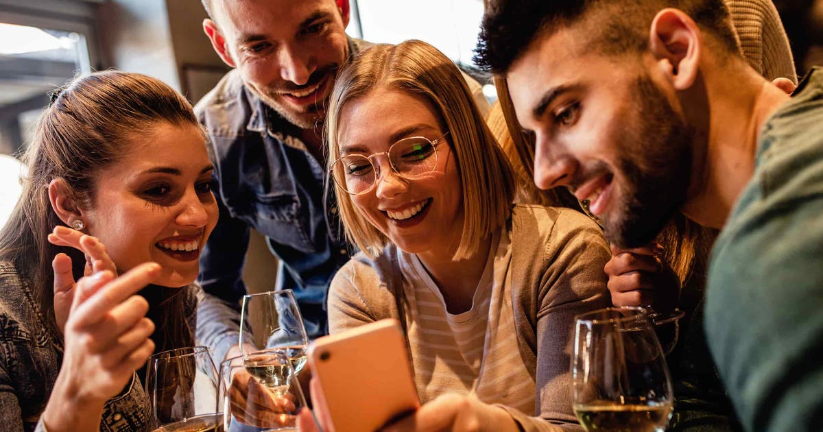 Effective Ways to Split Bills with Friends | PayPal UK
